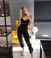 Фото проститутки Вика №2 в городе Краснодар